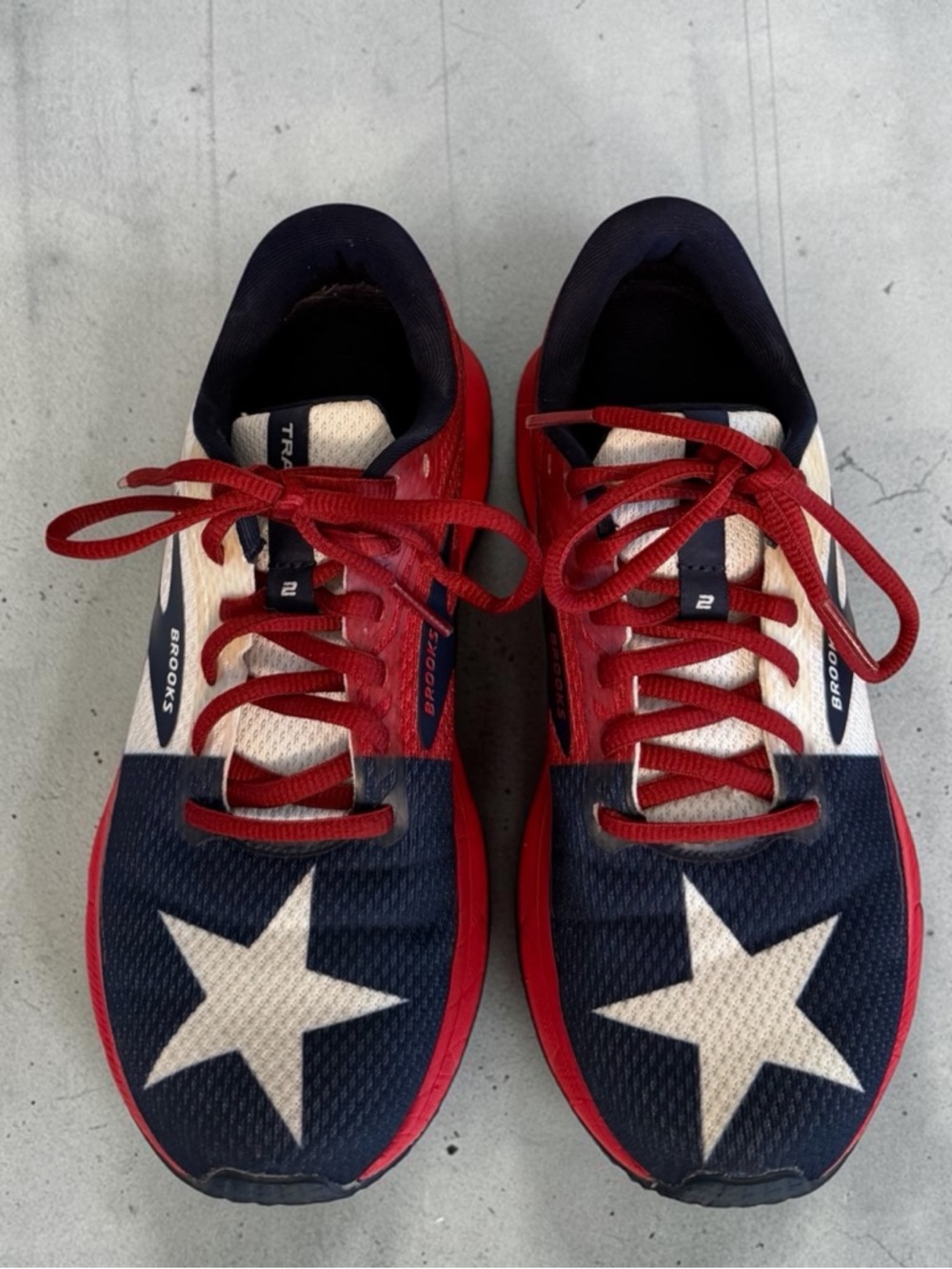 Brooks Trace 2 "Texas" Special Edition Running Shoes - Women's Size 6 - Picture 5 of 14